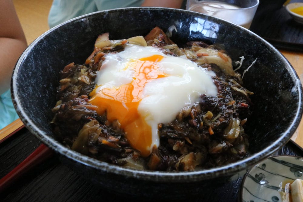 宮古島家常菜 章魚丼天堂在地食堂すむばり食堂