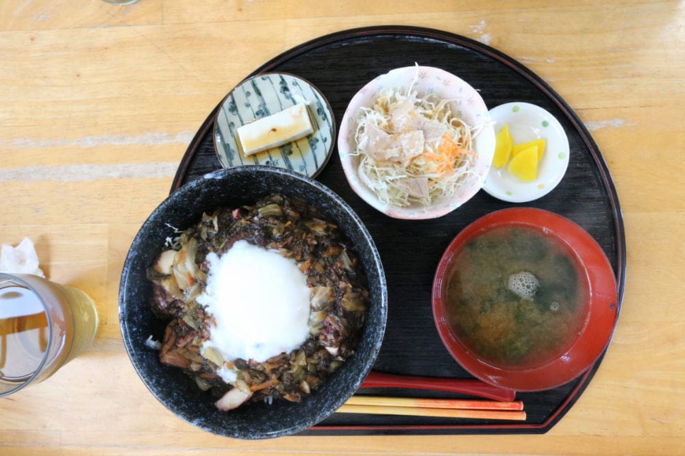 宮古島家常菜 章魚丼天堂在地食堂すむばり食堂