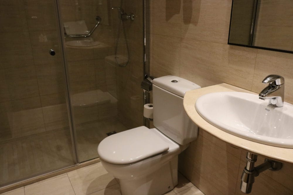 西班牙費格拉斯住宿Hotel Duran旅館近達利美術館的物超所值