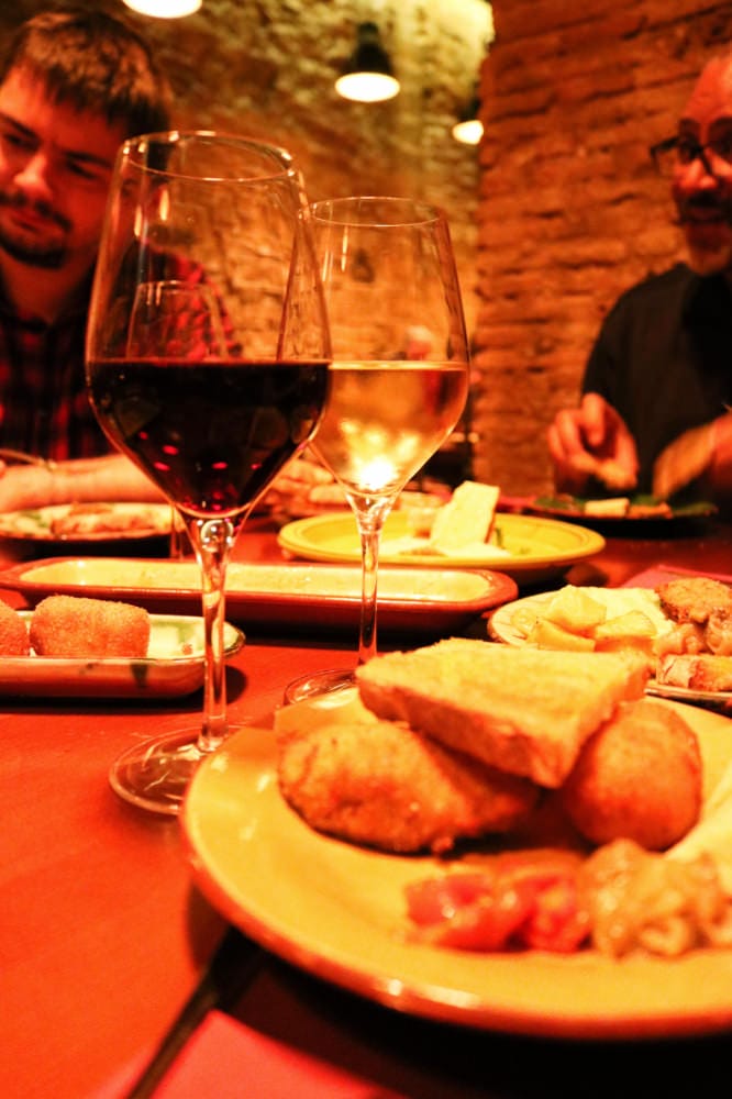 西班牙巴塞隆納美食Tapas在地人帶路佛朗明哥舞秀一晚打盡