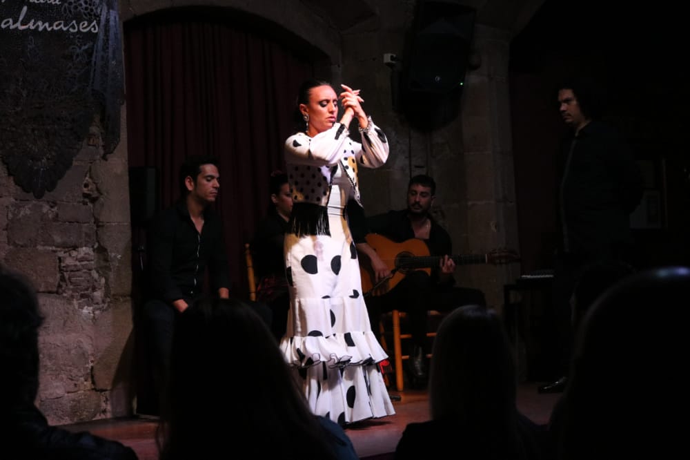 西班牙巴塞隆納美食Tapas在地人帶路佛朗明哥舞秀一晚打盡