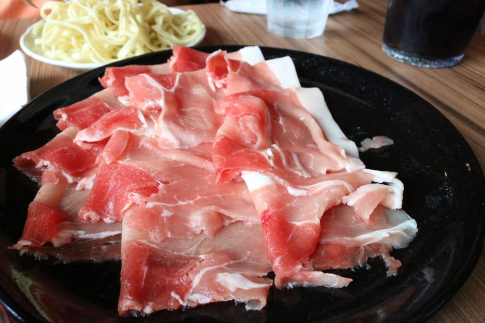 沖繩阿古豬專賣想吃鍋與炸豬排就在 我那霸豚肉店