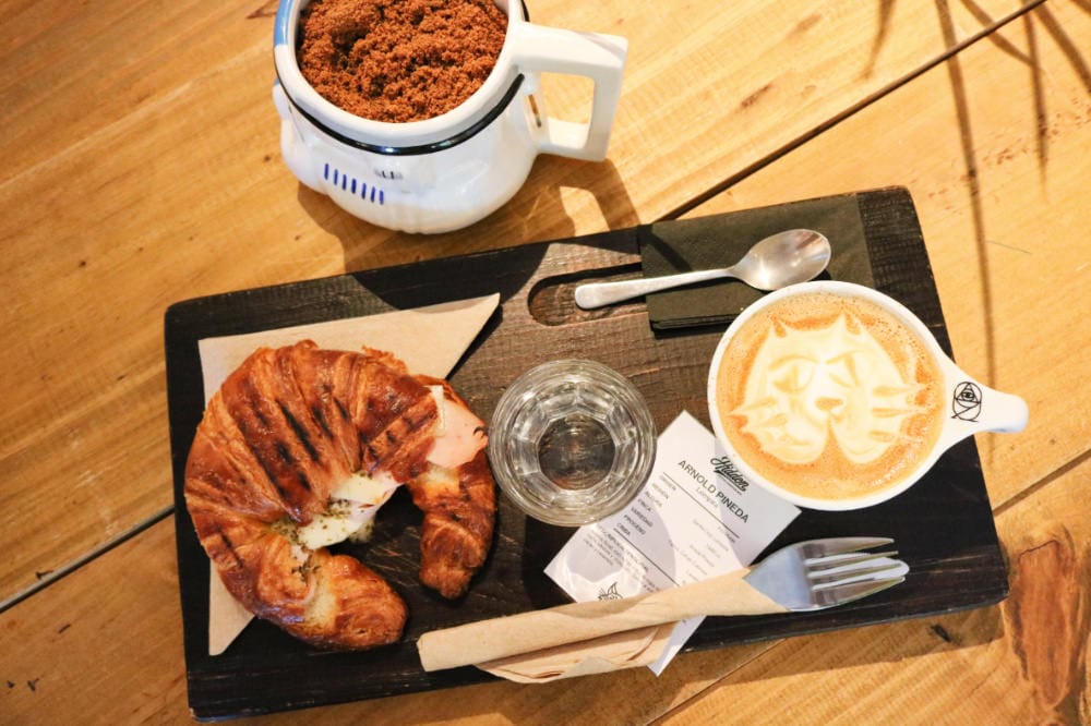 老蝦說西班牙 自由行攻略 機票交通預算飲水電壓網路