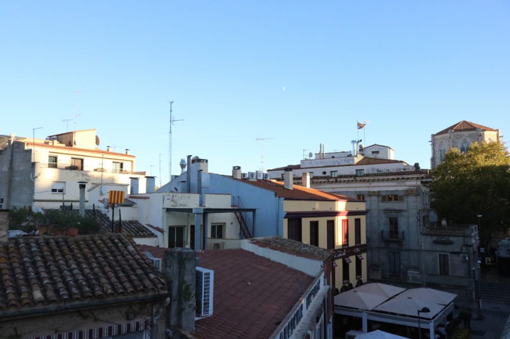 從巴塞隆納買車票搭高鐵到費格拉斯找達利