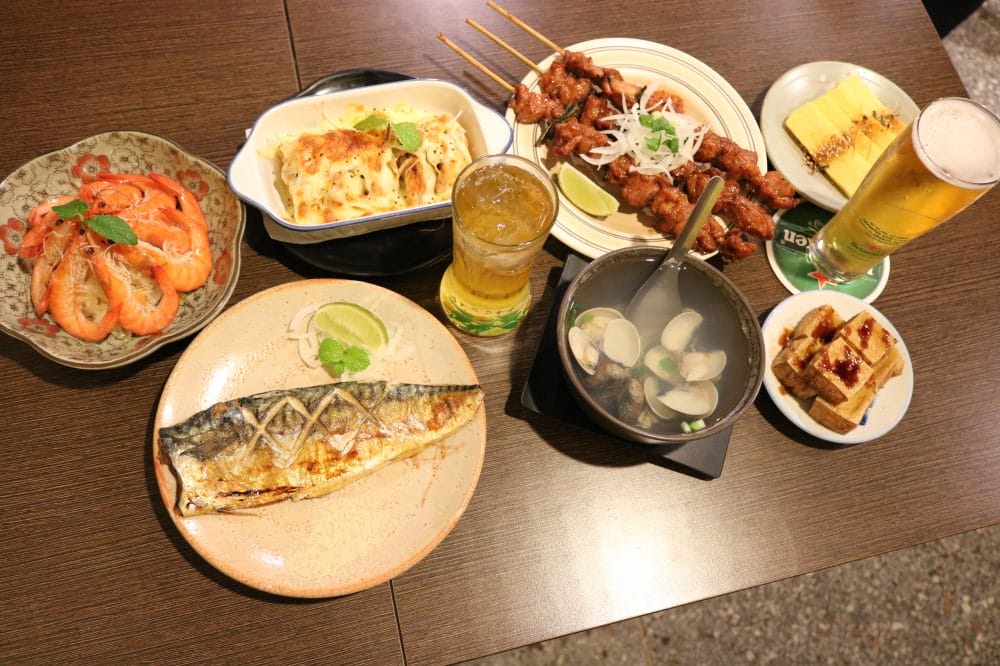 《台中》西川家燒餃子 平價燒烤美味居酒屋 聚餐首選