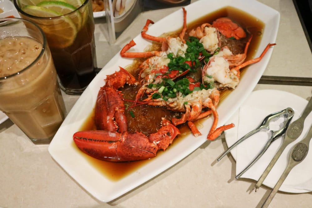 《台中》銅鑼灣文記港式餐廳 脆皮雞港式點心熱炒料多實在