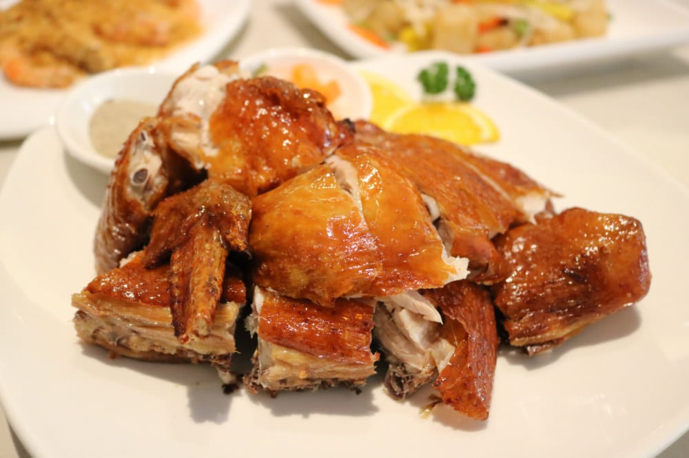 《台中》銅鑼灣文記港式餐廳 脆皮雞港式點心熱炒料多實在