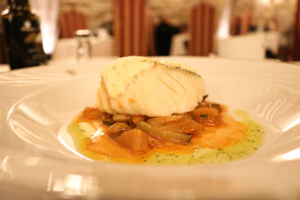 西班牙卡爾多納 西班牙國營旅館 Parador de Cardona 城堡餐廳