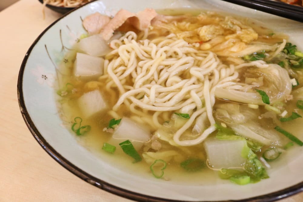 《台中豐原》八楓堂川燙牛肉麵 松阪豬 拌麵 溏心蛋 吃麵好所在 - 第12張圖 《台中豐原》八楓堂川燙牛肉麵 松阪豬 拌麵 溏心蛋 吃麵好所在