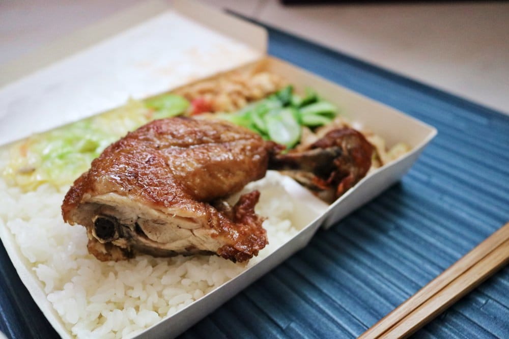 內湖美食 全6連霸肉燥飯 排骨便當雞腿飯東湖週日有開
