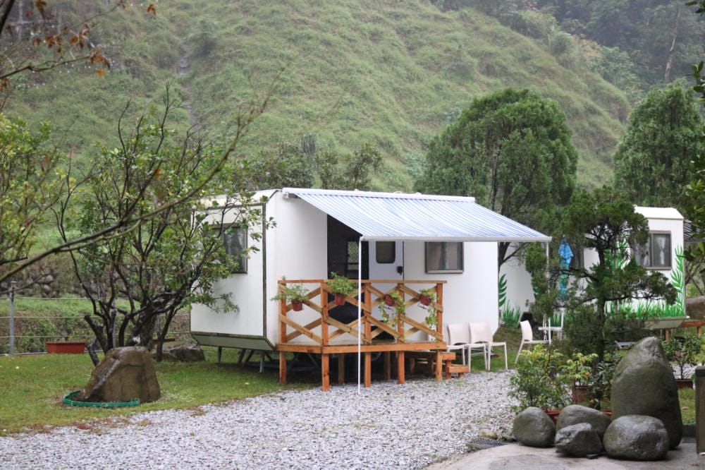 新店烏來露營烤肉馥麗欣咖啡BBQ 場地聚餐超適合