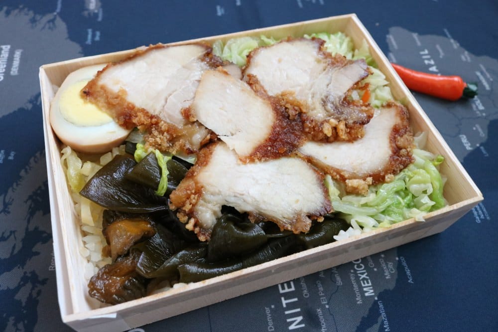 內湖便當 田鄉木盒便當 叉燒肉排骨飯菜飯有一套