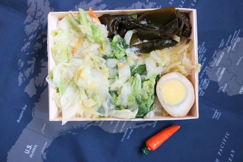 內湖便當 田鄉木盒便當 叉燒肉排骨飯菜飯有一套