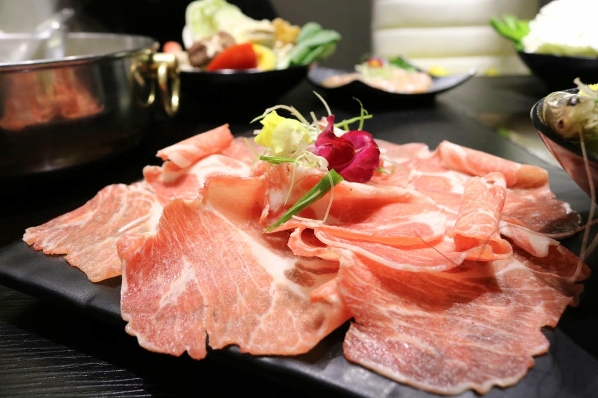 《台北》森林系火鍋 暖心鍋物單人鴛鴦鍋大推宜蘭豚 Fujiflower Shabu Shabu