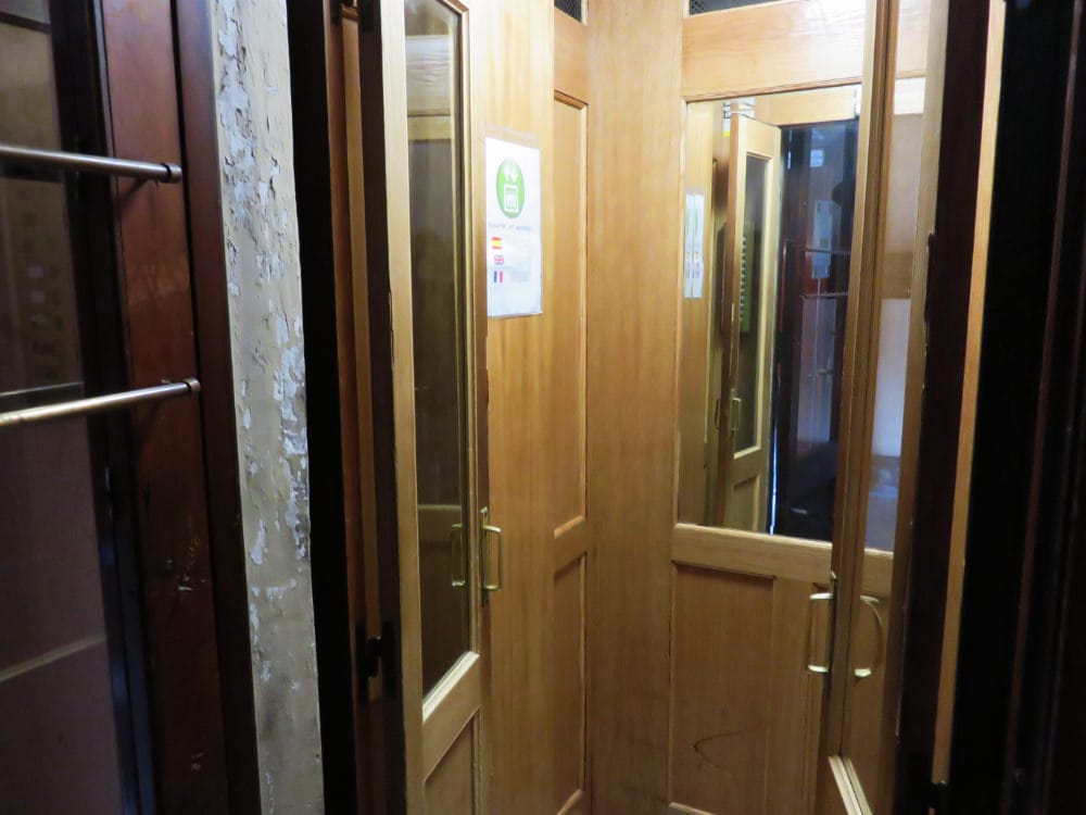 巴塞隆納旅館怎麼選 安全至上擴建區