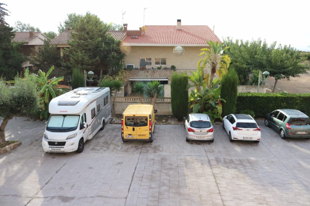 巴塞隆納旅館怎麼選 安全至上擴建區