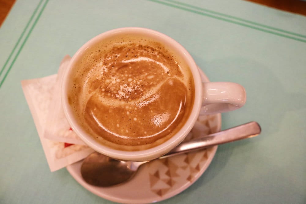 《西班牙日常》可以跟店家要熱水嗎 泡奶粉用