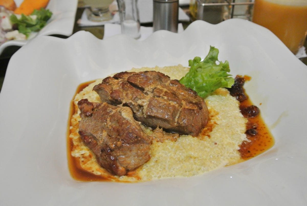 馬丘比丘秘魯特色美食羊駝天竺鼠 紫玉米醃生魚通吃