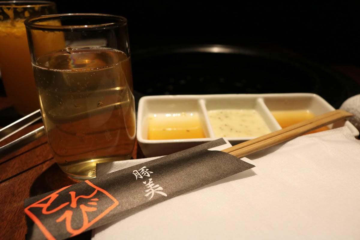 大阪不吃牛的天堂！燒烤豚美，銘家燒肉心齋橋難波店