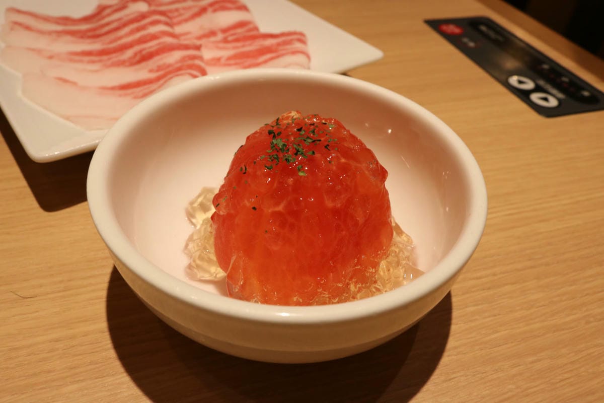 《日本》心齋橋不吃牛的燒烤 火鍋吃到飽 金豬PREMIUM