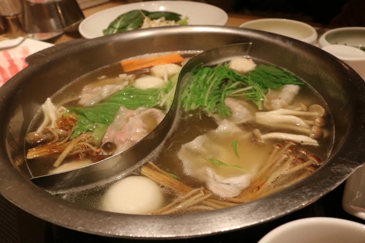 《日本》心齋橋不吃牛的燒烤 火鍋吃到飽 金豬PREMIUM