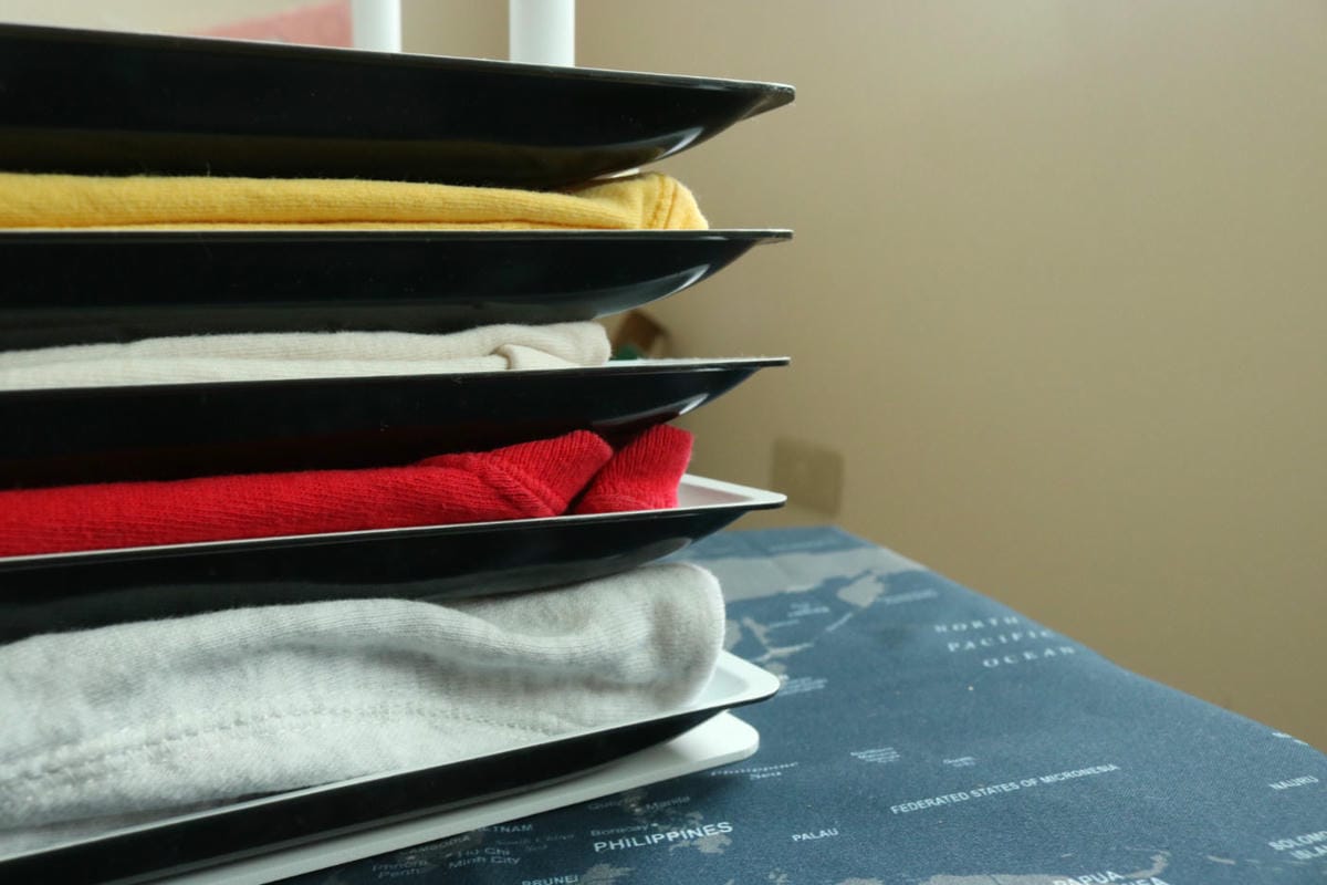 《生活》衣服收納 換季衣櫃爆炸掰掰 台灣製Tee不亂