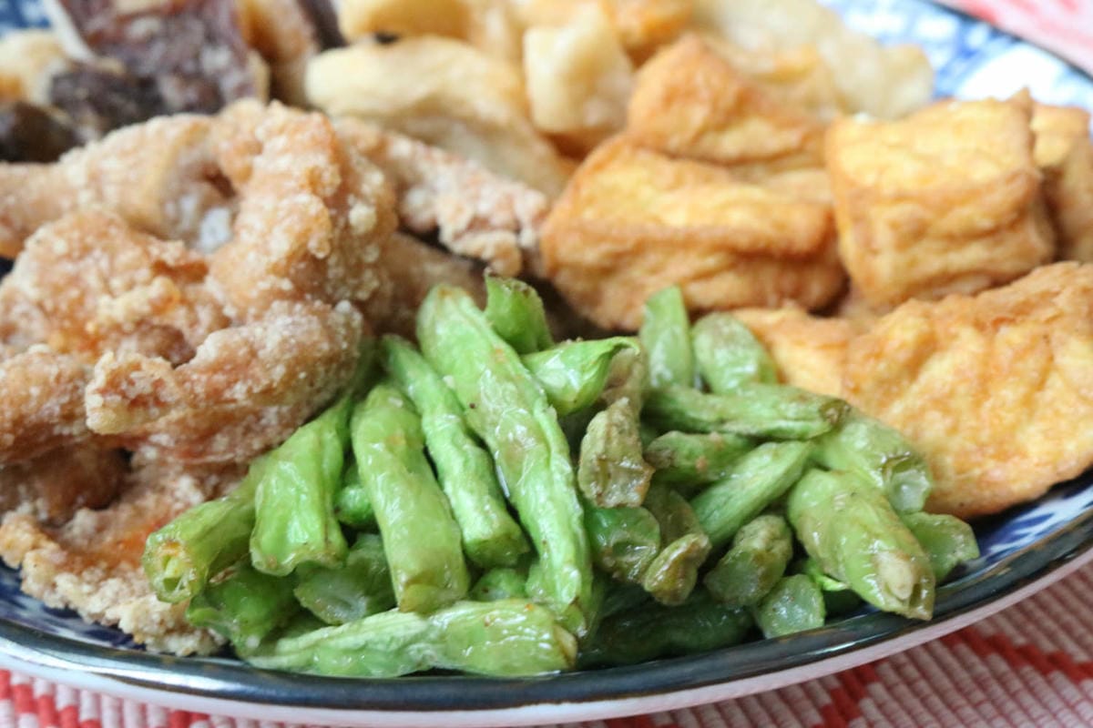 內湖紀香無骨炸雞宵夜還是鹹酥雞好