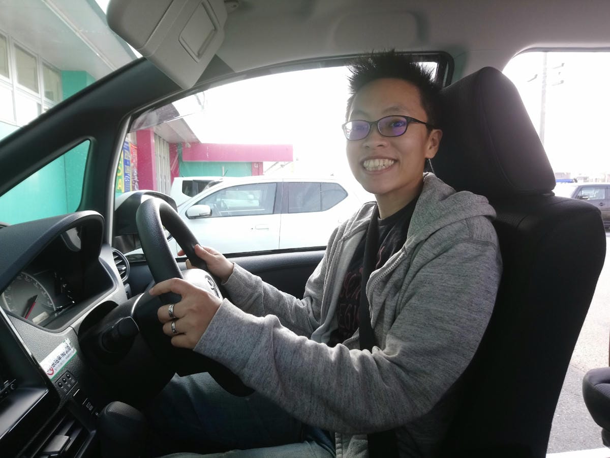 日本休旅車開起來如何？租七人座行李箱夠嗎