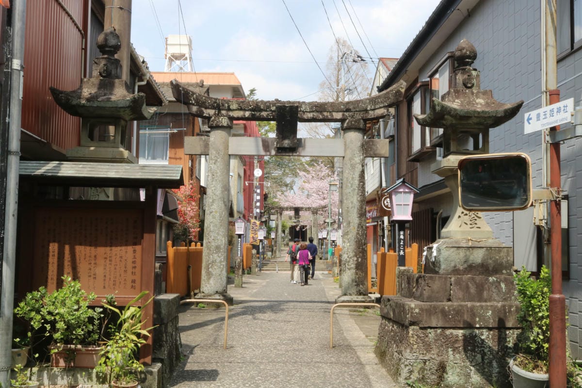 九州佐賀嬉野溫泉 漫步老街溫泉湯豆腐新八壽司