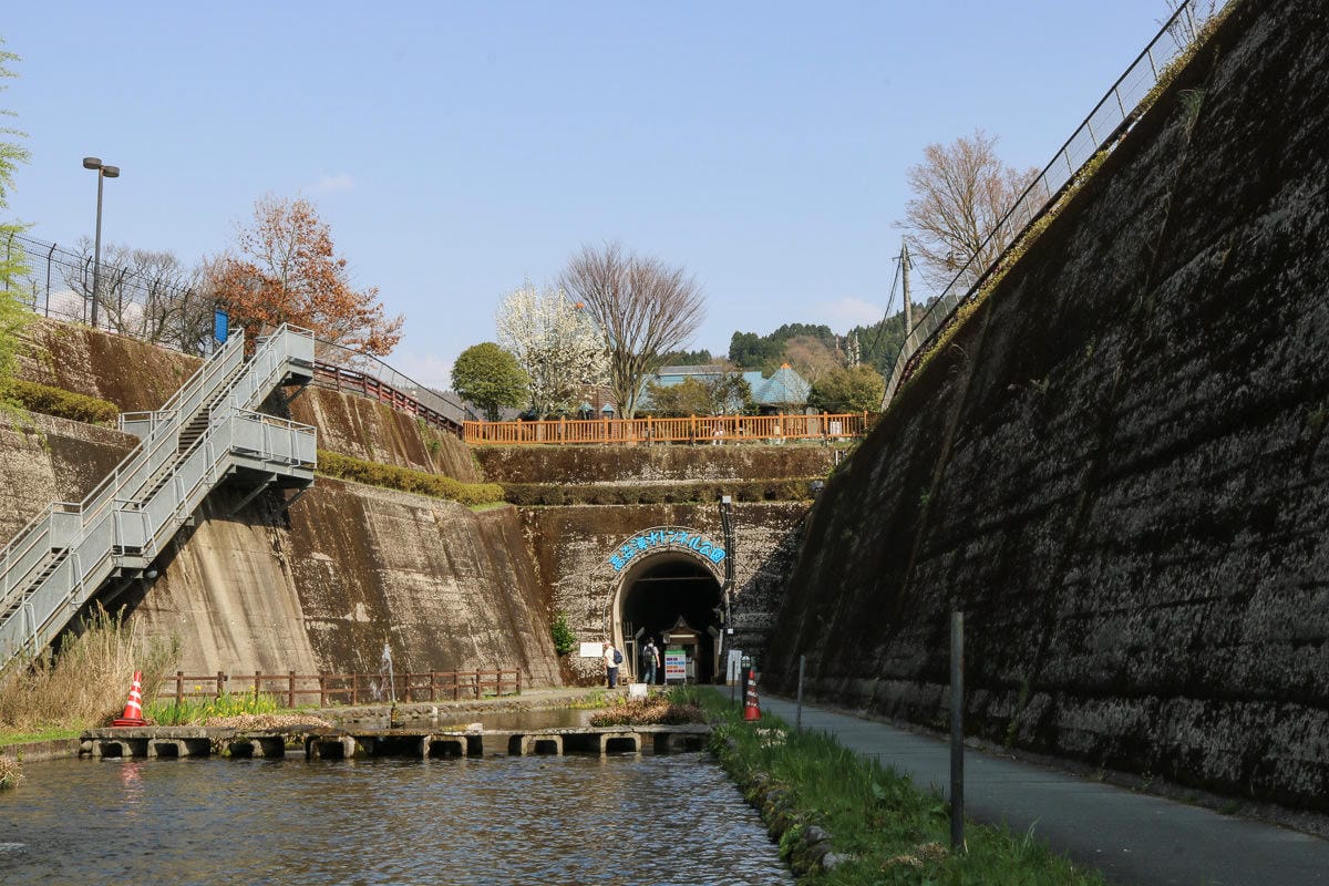 熊本阿蘇景點 一心行櫻花 品嚐烤雞鄉土料理 高森田樂的里