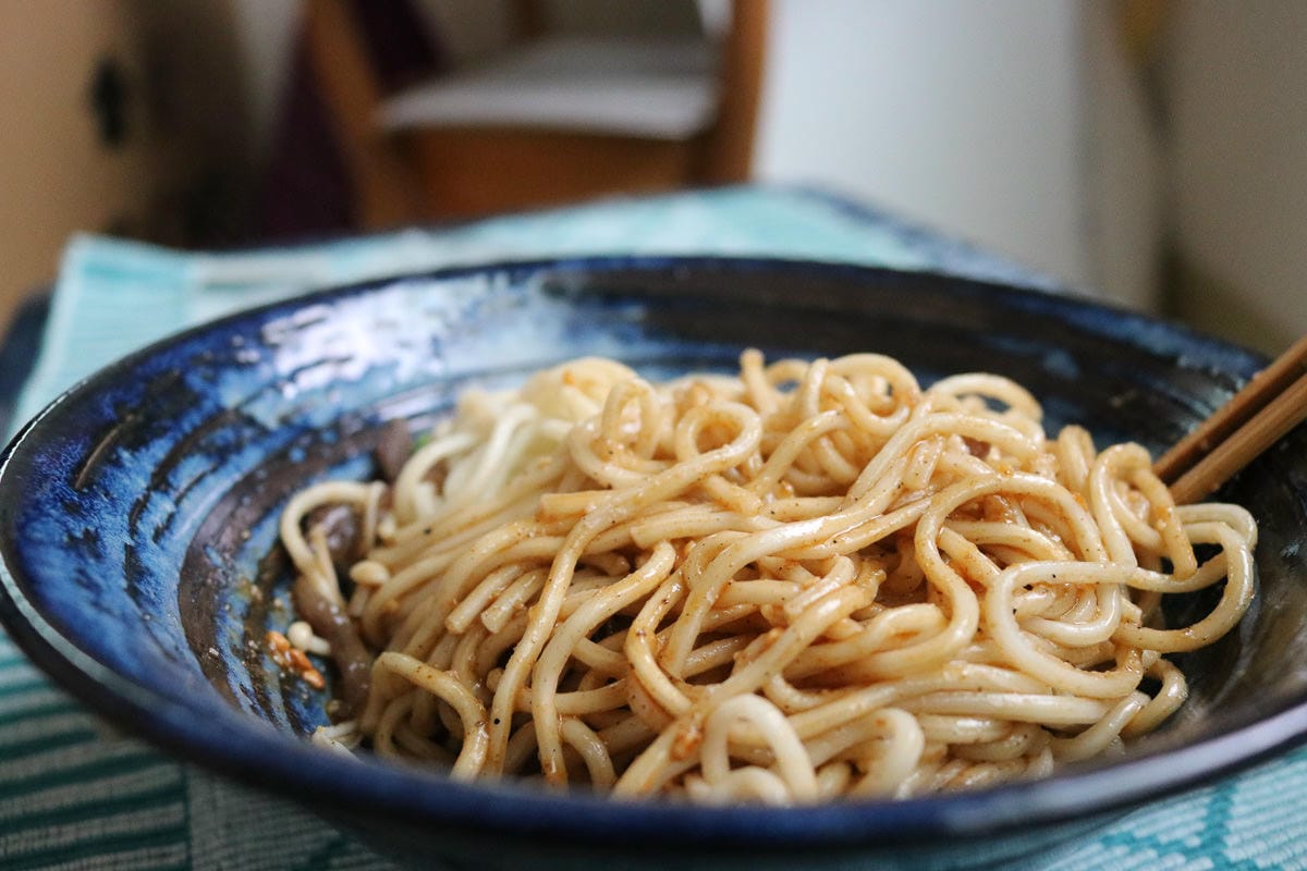 老媽拌麵 老成都擔擔麵 讓美國人瘋狂還賣到缺貨 - 第8張圖 老媽拌麵 老成都擔擔麵 讓美國人瘋狂還賣到缺貨