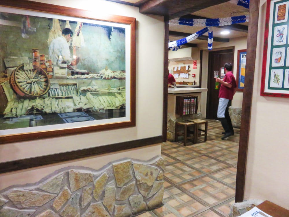 巴塞隆納下酒菜專賣Maitea專吃巴斯克Pinchos