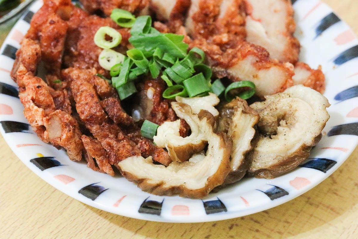 台北市場鼎利滷味捷運北投推薦 私房辣椒醬好吃到飛天可外送宅配可素