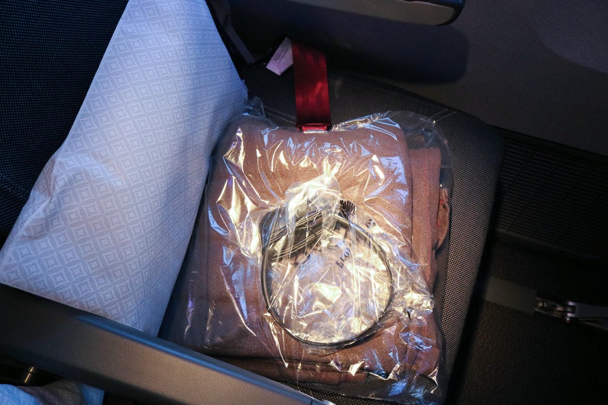 西班牙卡達航空飛歐洲 香港轉杜哈搭乘評價心得