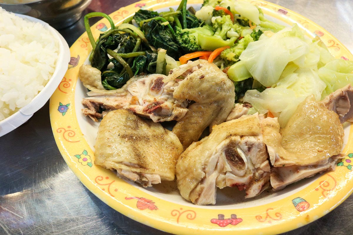 傳統市場 台北天下第一攤部落客推美食 豬腳滷味肉乾快炒太好吃