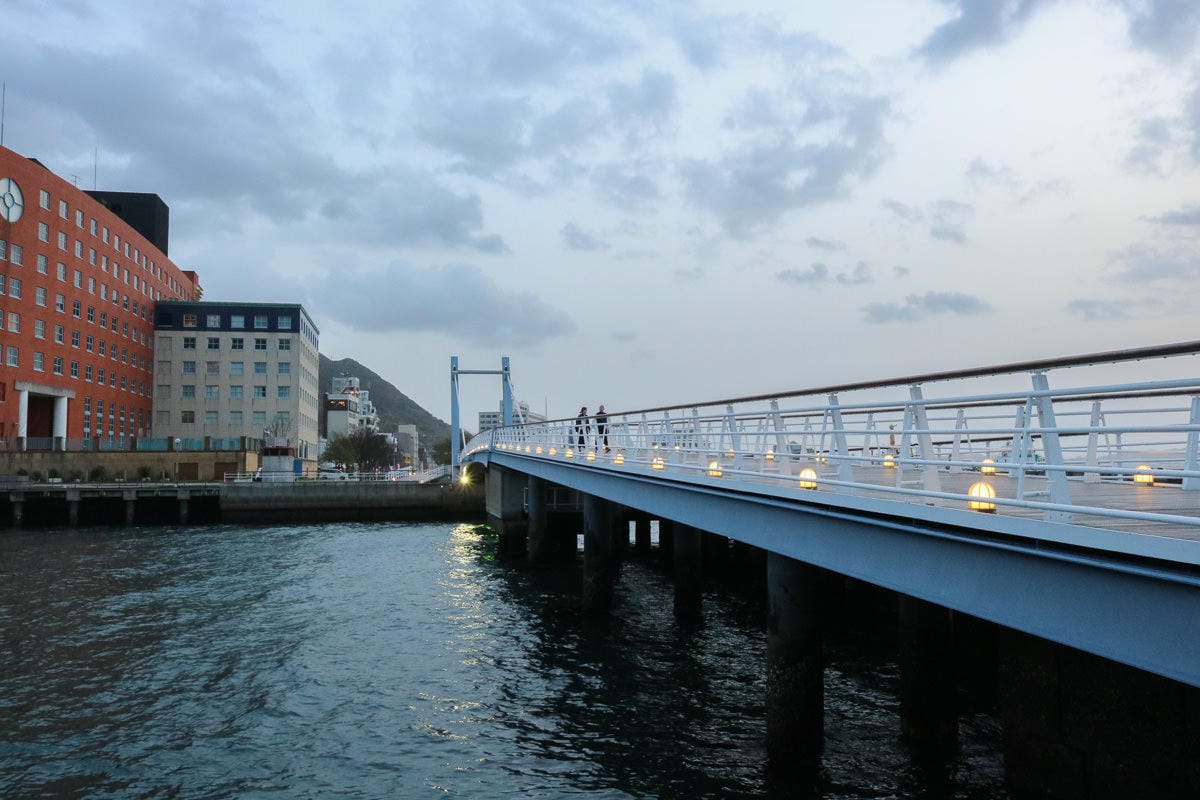 福岡門司港 燒咖哩 春帆樓 關門海峽 唐戶市場 一日遊 - 第1張圖 福岡門司港 燒咖哩 春帆樓 關門海峽 唐戶市場 一日遊