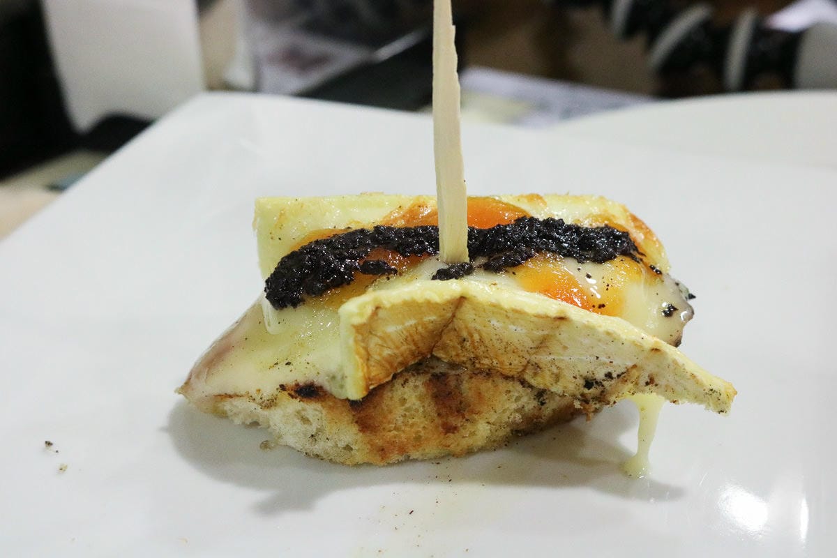 巴塞隆納下酒菜專賣Maitea專吃巴斯克Pinchos