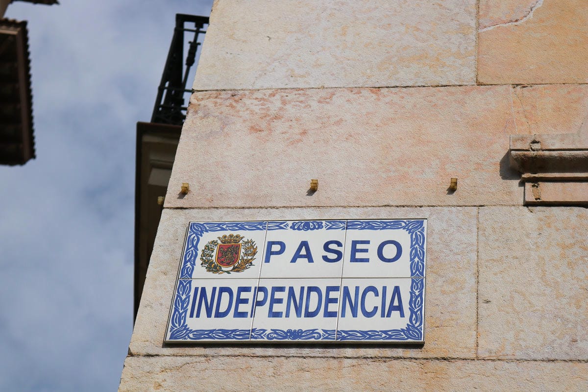 西班牙薩拉戈薩 機場車站市區交通輕軌 公車卡這樣買 - 第5張圖 西班牙薩拉戈薩 機場車站市區交通輕軌 公車卡這樣買