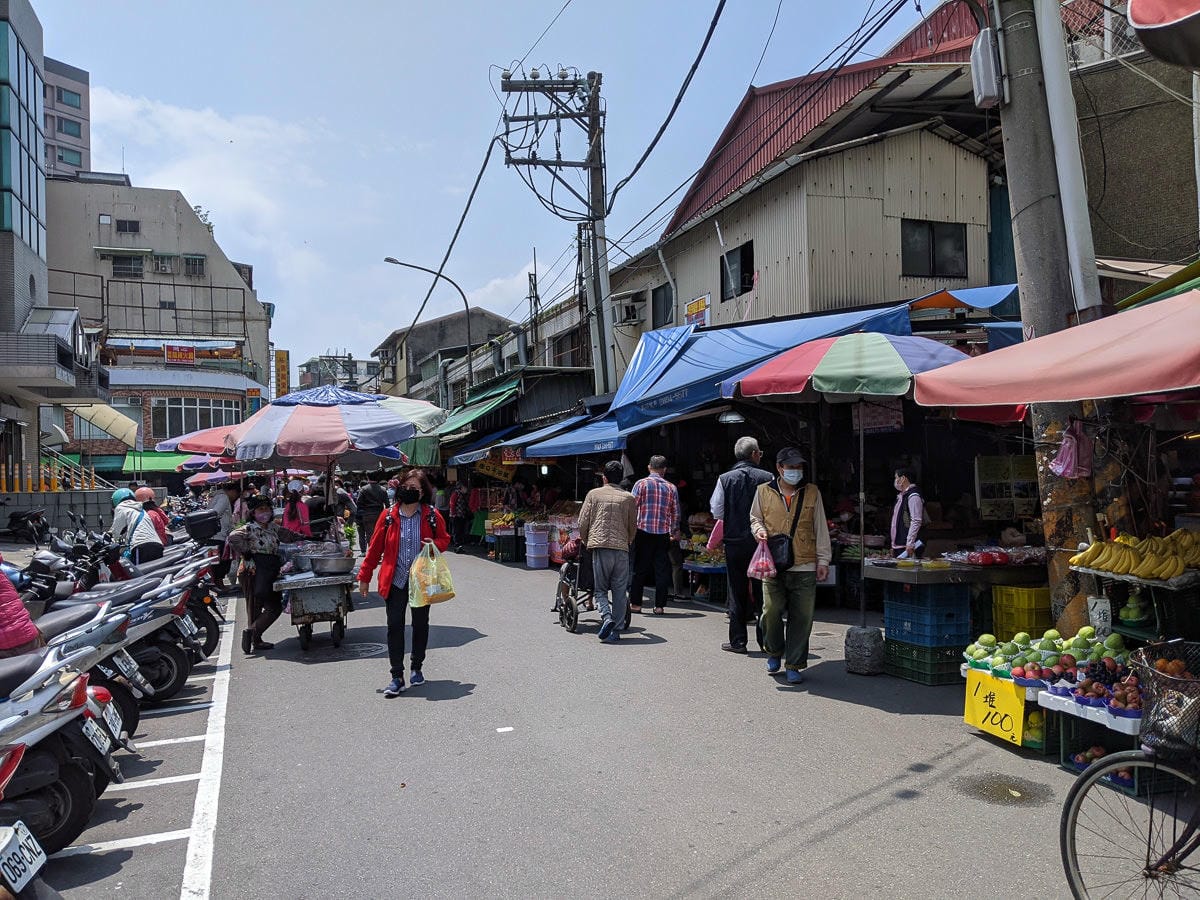 台北市場鼎利滷味捷運北投推薦 私房辣椒醬好吃到飛天可外送宅配可素