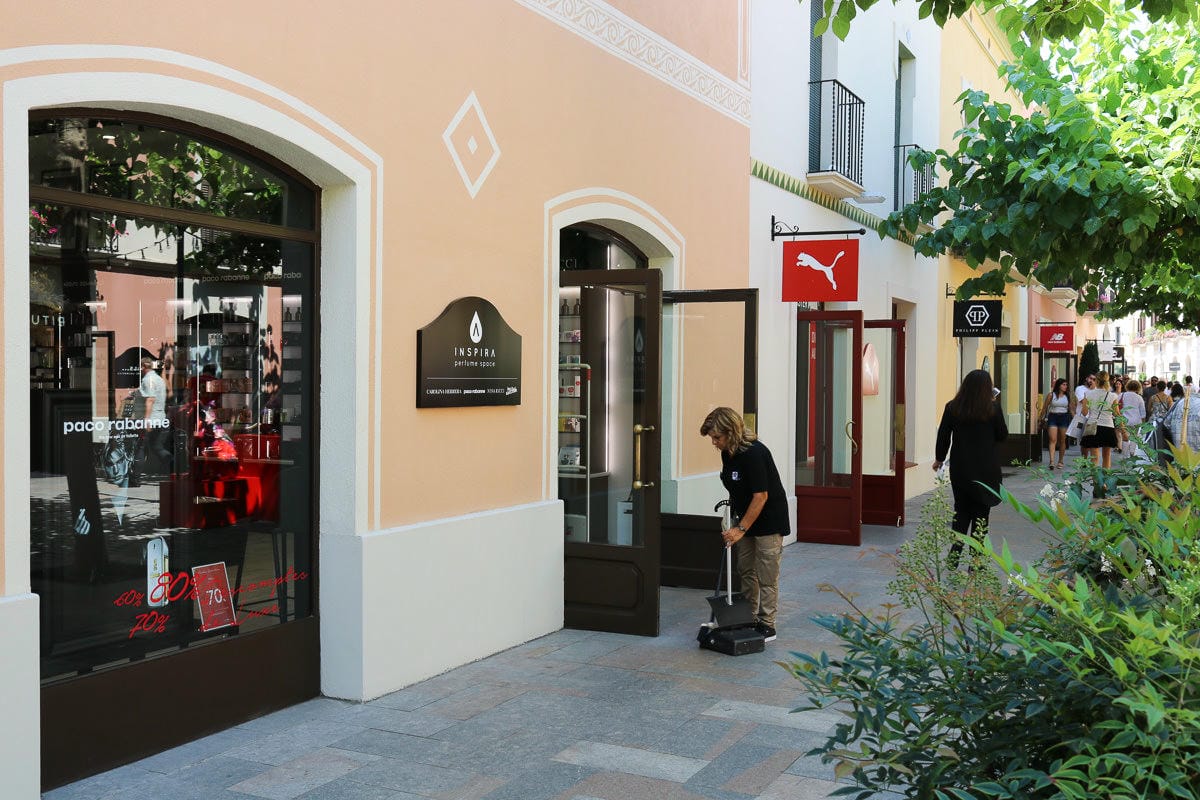 巴塞隆納Outlet 羅卡購物村La Roca折扣季血拼心得交通策略