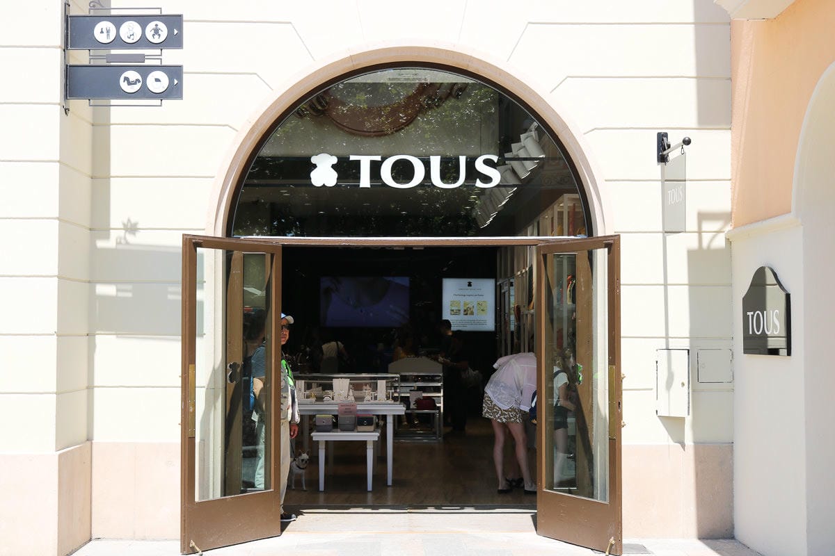 巴塞隆納Outlet 羅卡購物村La Roca折扣季血拼心得交通策略