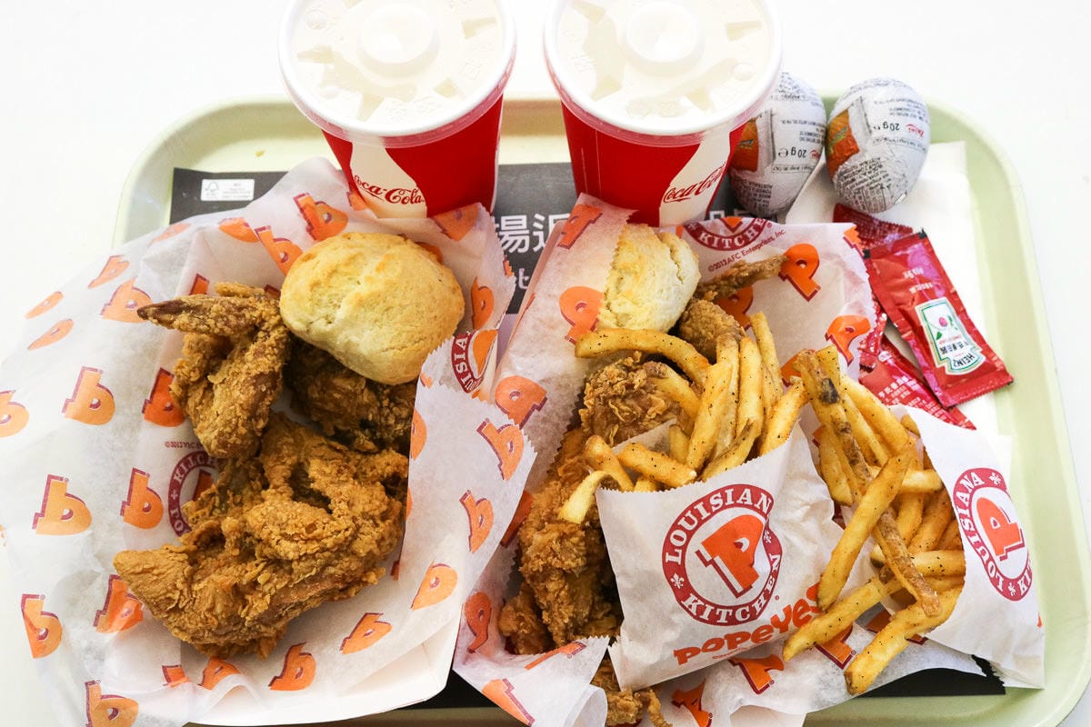 香港轉機 卡達航空 用餐不容易國泰誤餐餐券好難拿