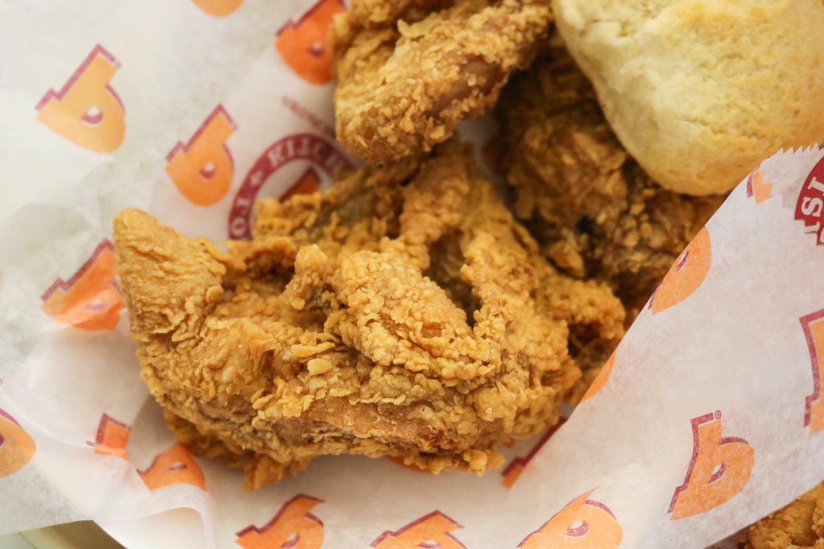 香港轉機 卡達航空 用餐不容易國泰誤餐餐券好難拿