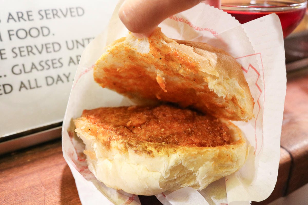 巴塞隆納美食 酒吧粉紅Cava搭配現煎肉腸La Xampanyeria - 第10張圖 巴塞隆納美食 酒吧粉紅Cava搭配現煎肉腸La Xampanyeria