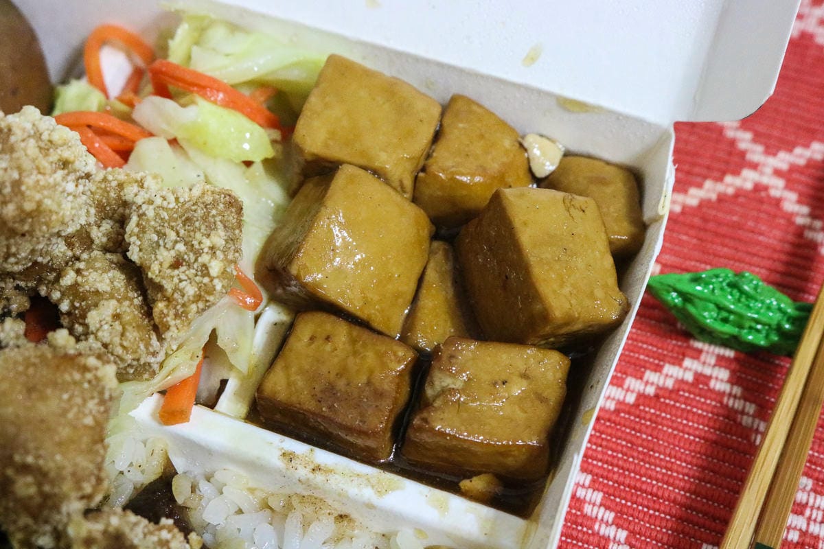 內湖德記盒餐便當鹽酥雞飯 飲料喝到飽