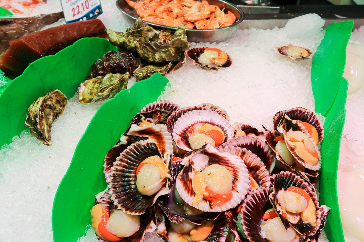 巴塞隆納美食La Paradeta海鮮熱炒便宜大碗