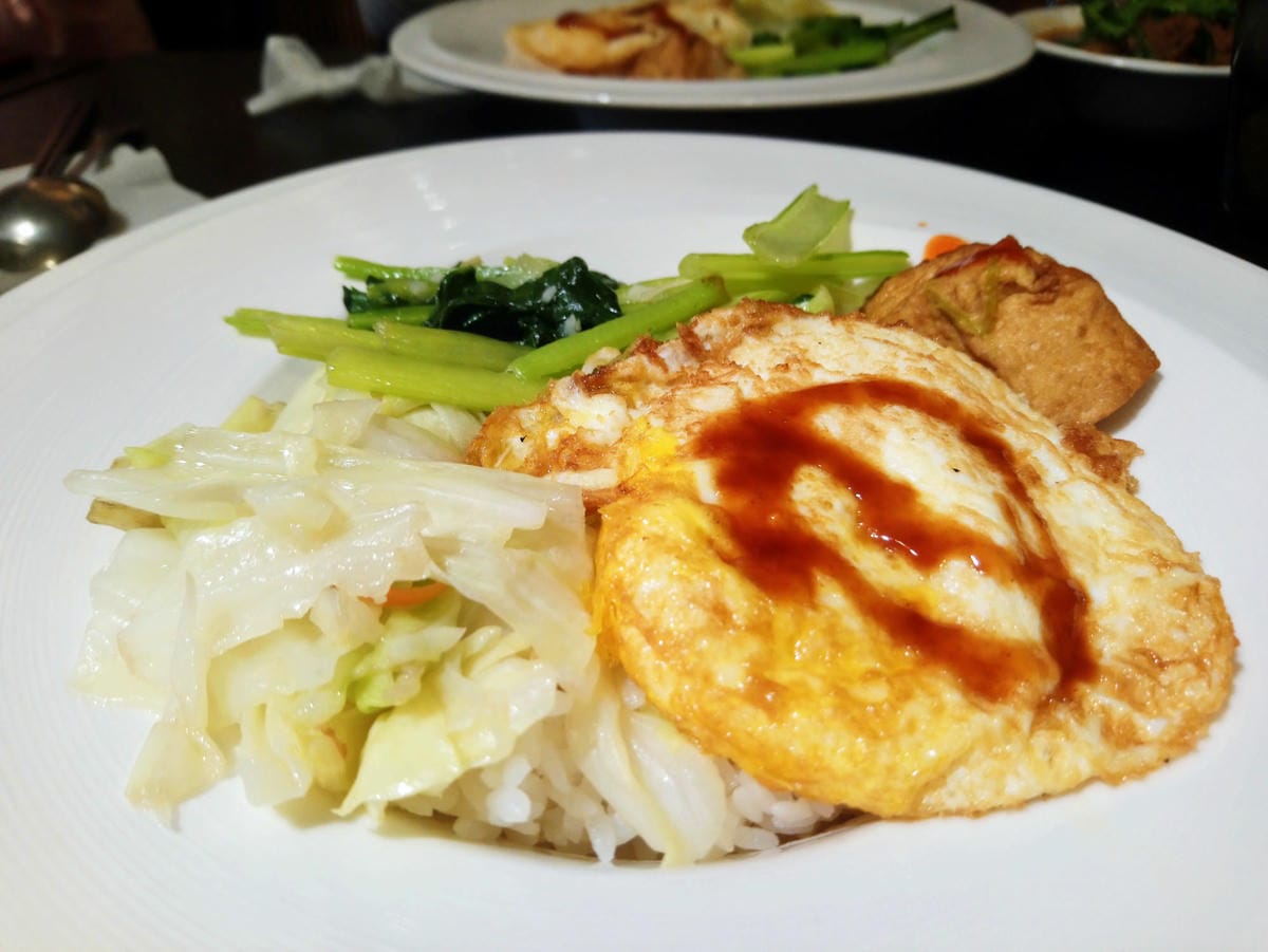 內湖泰國菜 泰鄉食坊 內湖科學園區泰國菜泰式小吃商業午餐週日有開