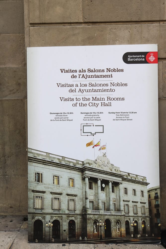 巴塞隆納景點 巴塞隆納市政廳 華麗得無法想像