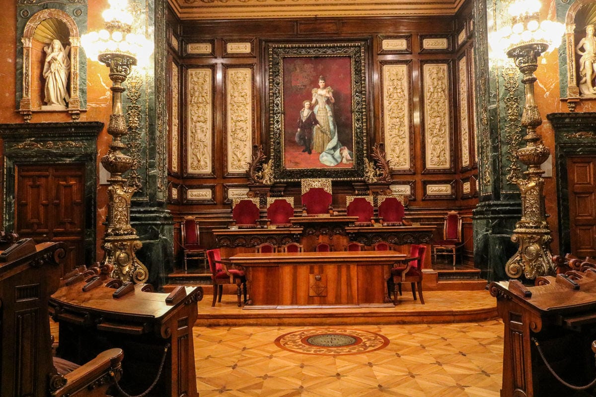 巴塞隆納景點 巴塞隆納市政廳 華麗得無法想像