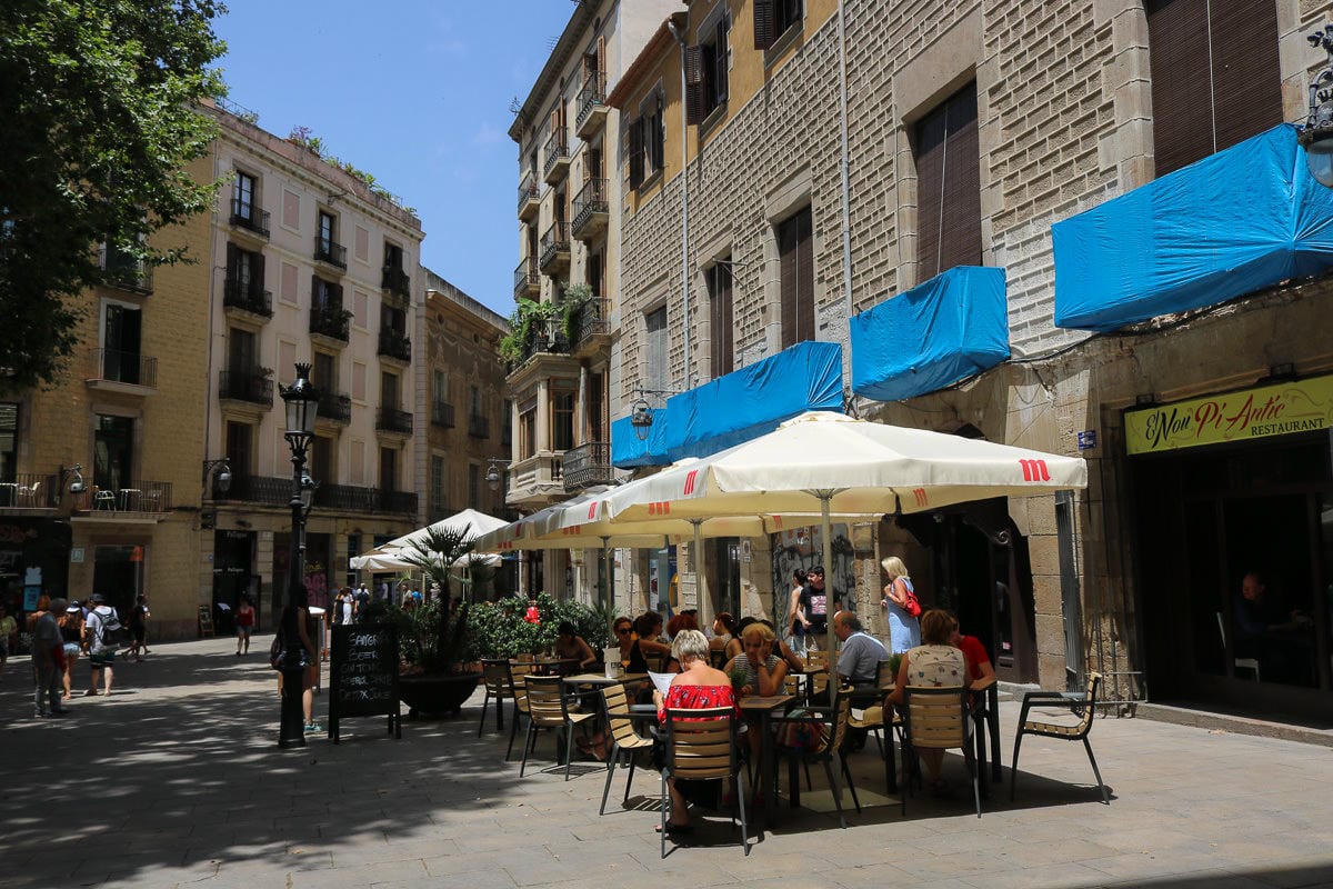 巴塞隆納景點 巴塞隆納市政廳 華麗得無法想像